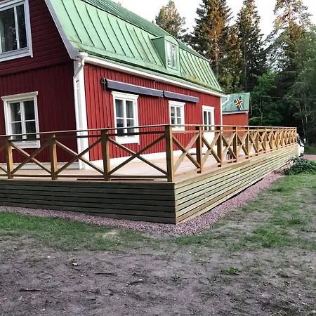 Large Family Farm In Individual Location *